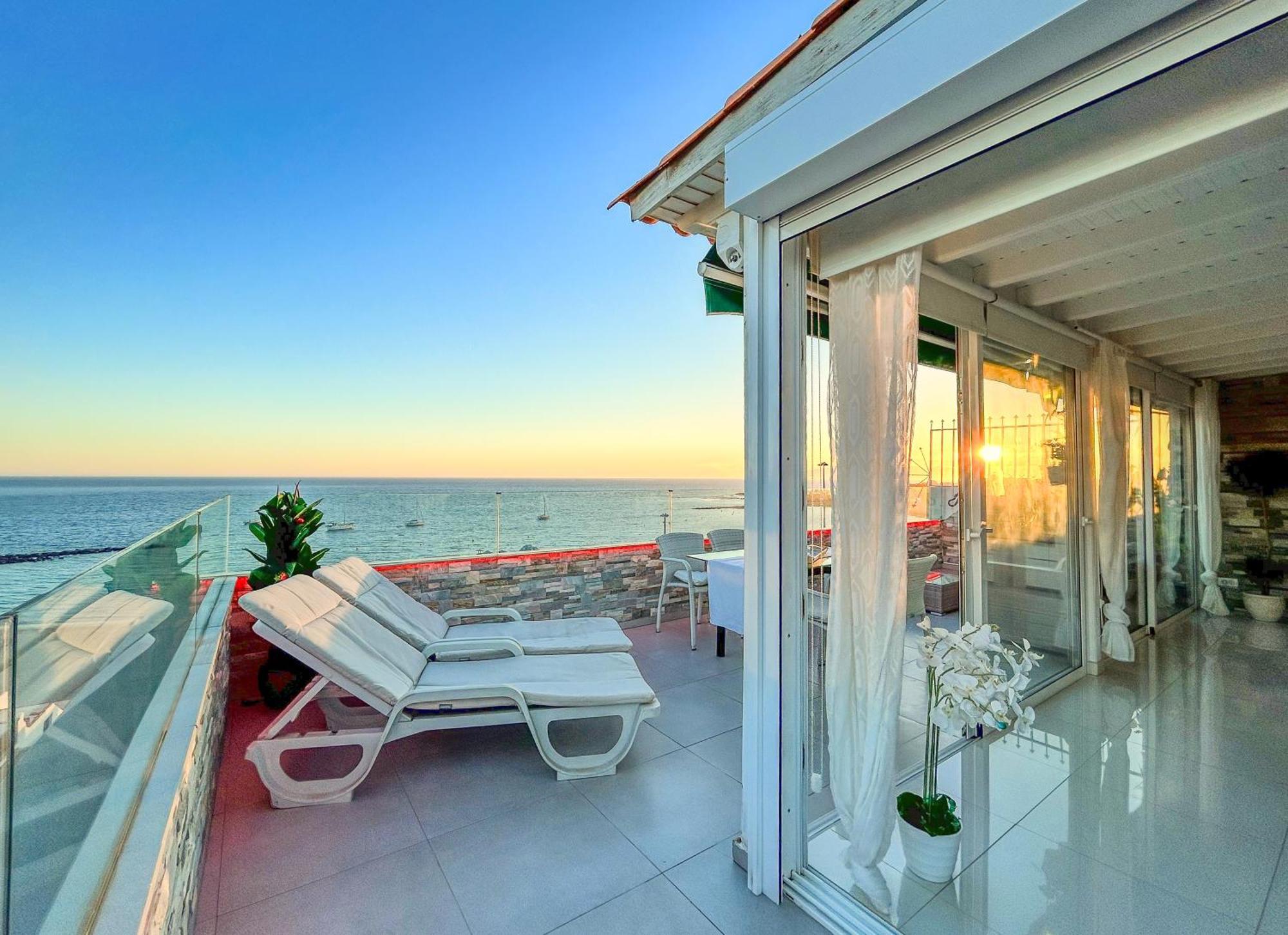 Penthouse Of Views Los Cristianos Лос Кристианос Екстериор снимка